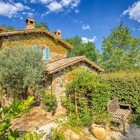Hilltop In The Dreamy Orvieto Countryside